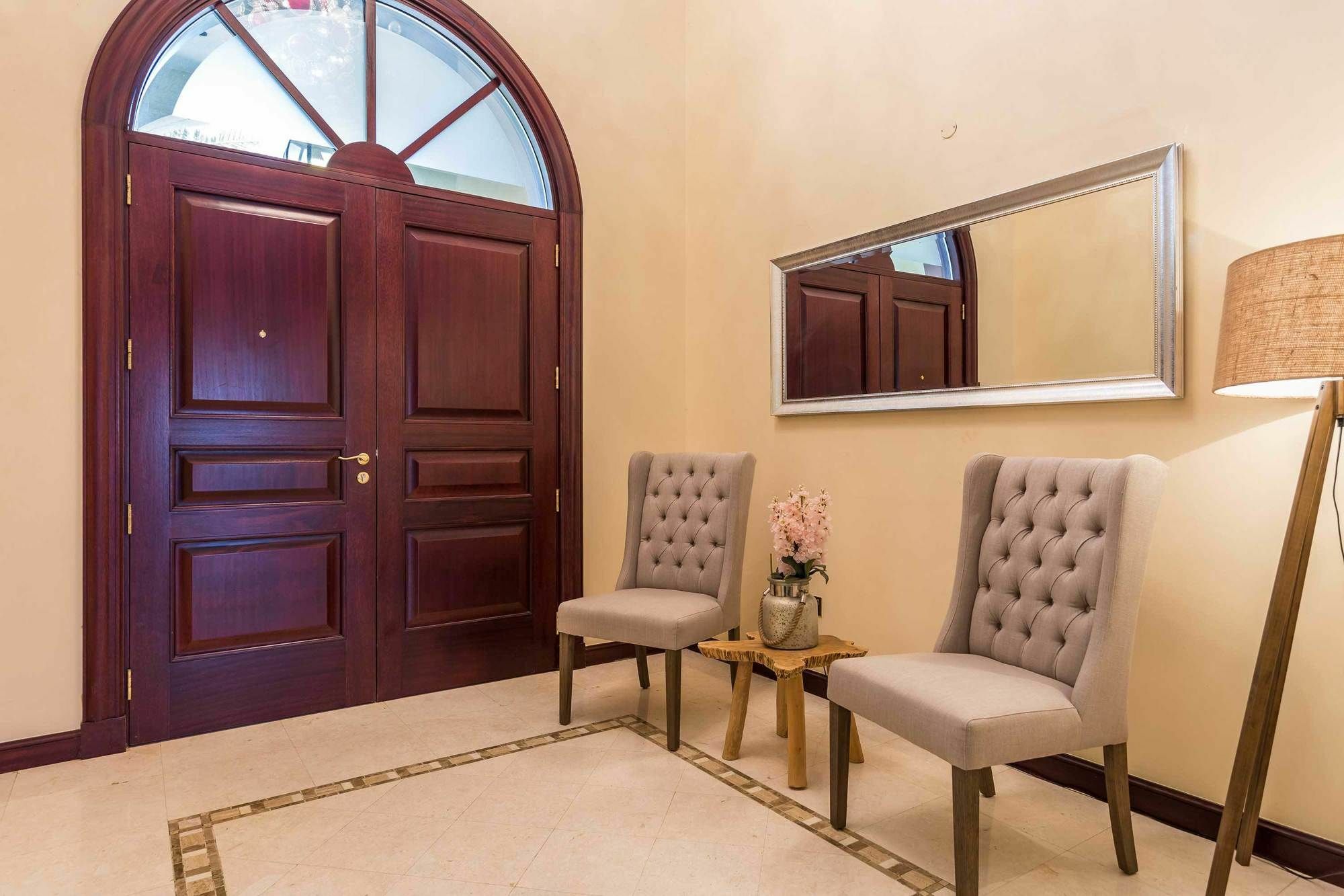 5 Bedroom Garden At Frond E By Deluxe Homes Dubai