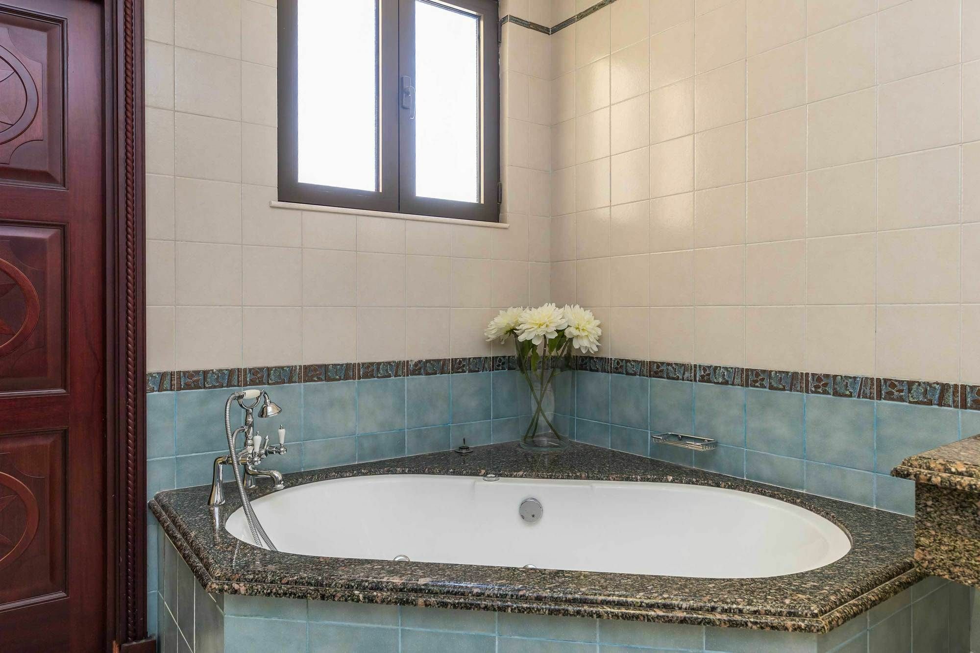 5 Bedroom Garden At Frond E By Deluxe Homes